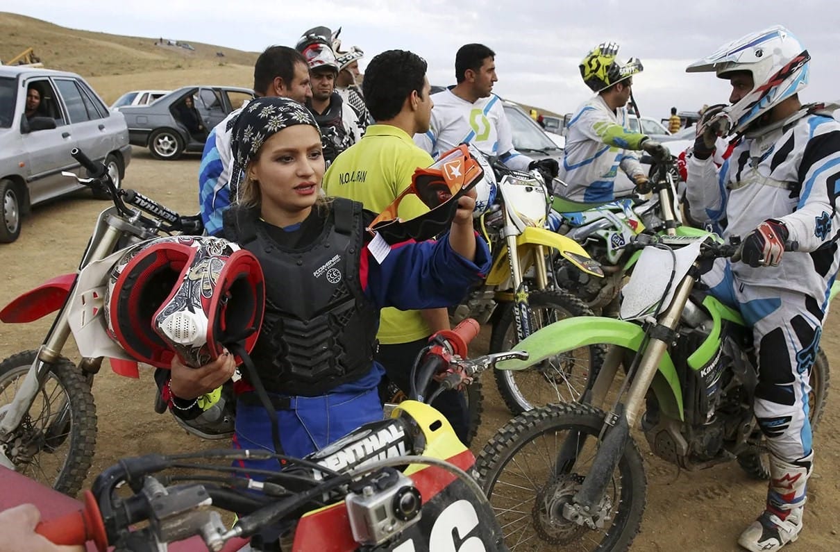 بەهۆی زۆربوونی ژمارەی ماتۆرسواری ژن ئێران پرۆژەیاسایەک دەباتە پەرلەمان