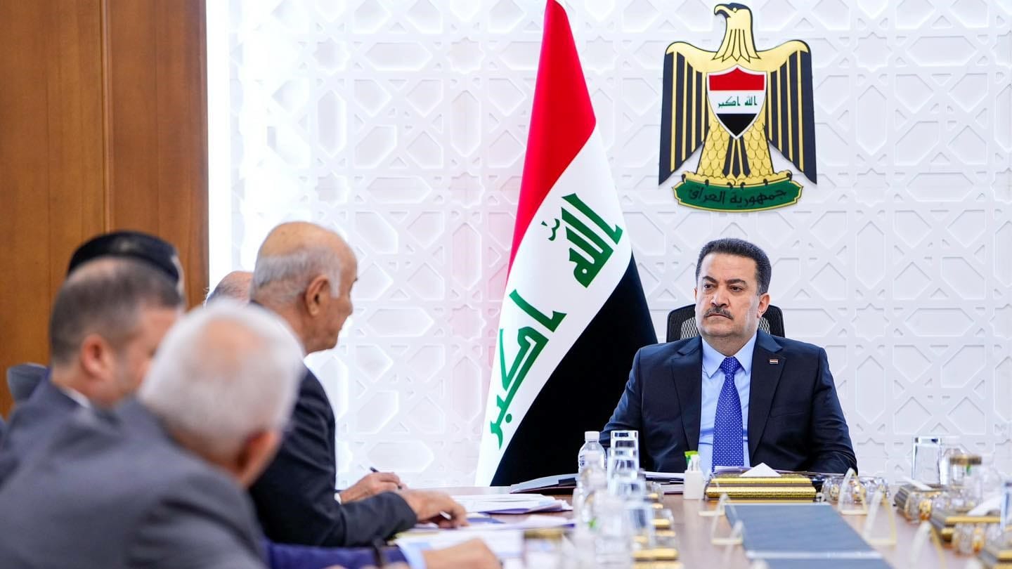 بەرزکردنەوەی پلە و گواستنەوەی فەرمانبەران لە سەرجەم وەزارەتەکاندا ڕادەگیرێت