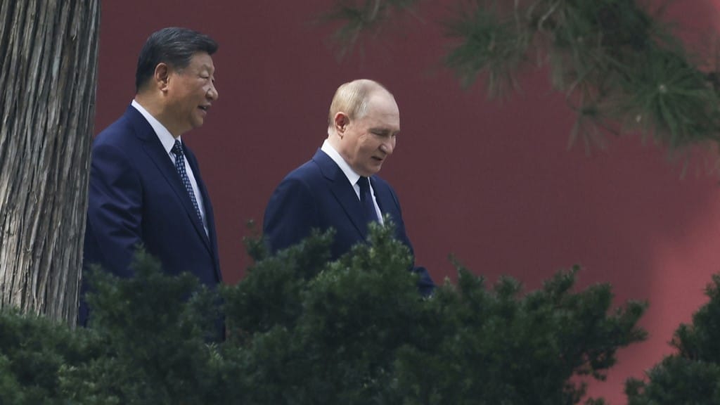 سەرۆکانی چین و ڕووسیا دوای گفتوگۆی ئابووری و سیاسی باس لە تەمەن درێژی و نەمری مرۆڤ دەکەن