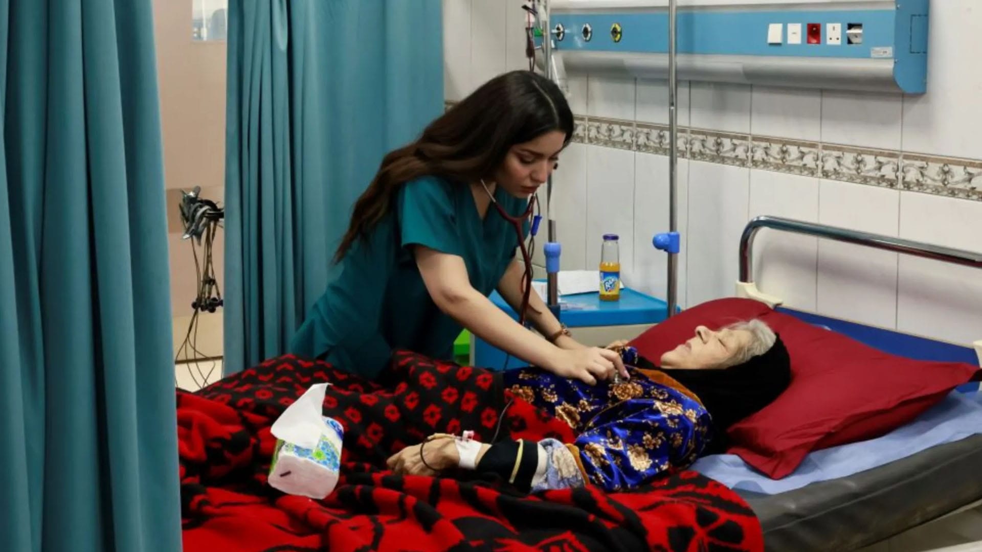 کارمەندانی تەندروستیی سلێمانی ڕەوانەی نەخۆشخانەکانی عێراق دەکرێن