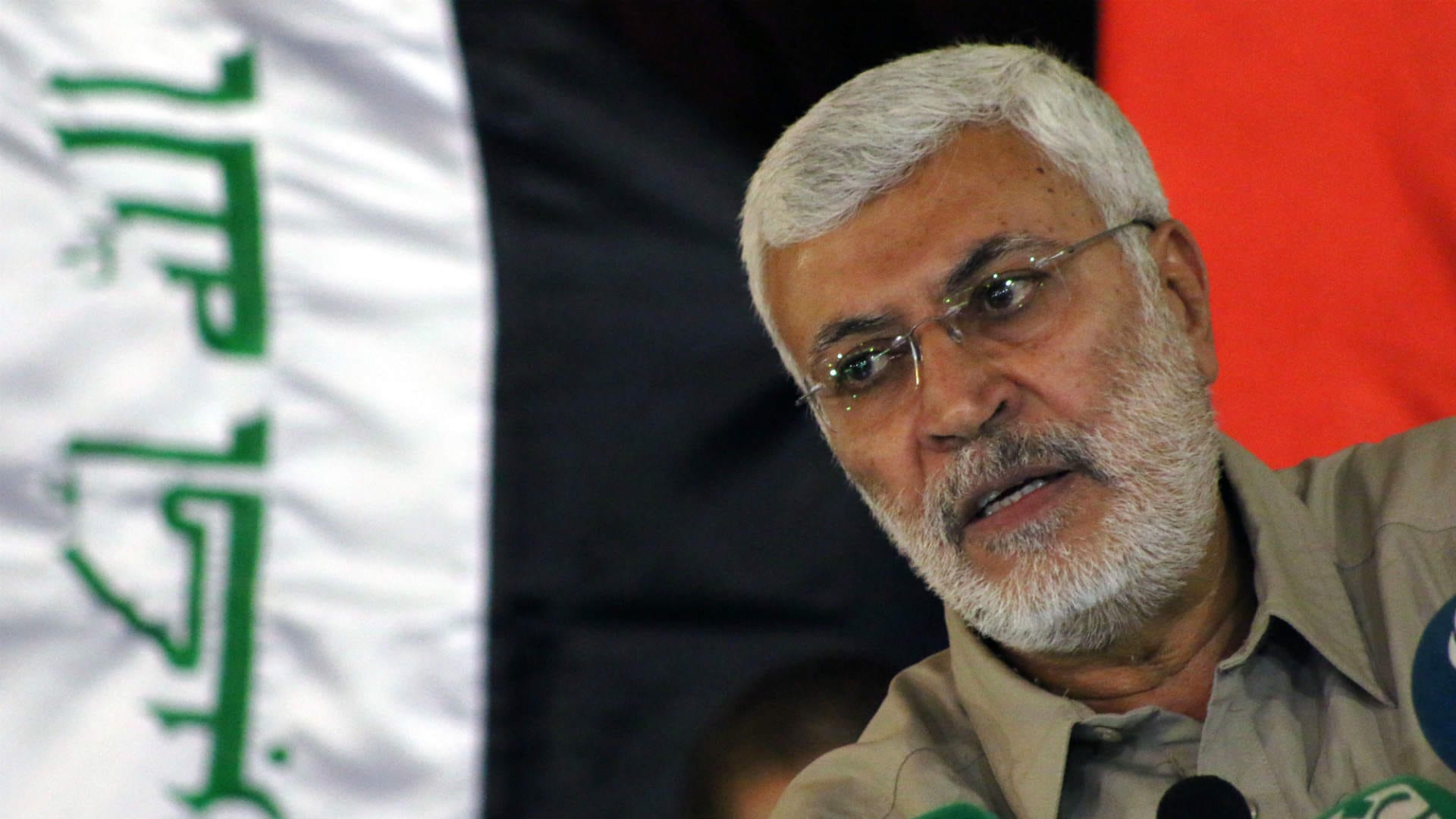 وێنەی مەھدی موھەندیس لە فڕۆکەخانە نێودەوڵەتیی بەغدا لادرا