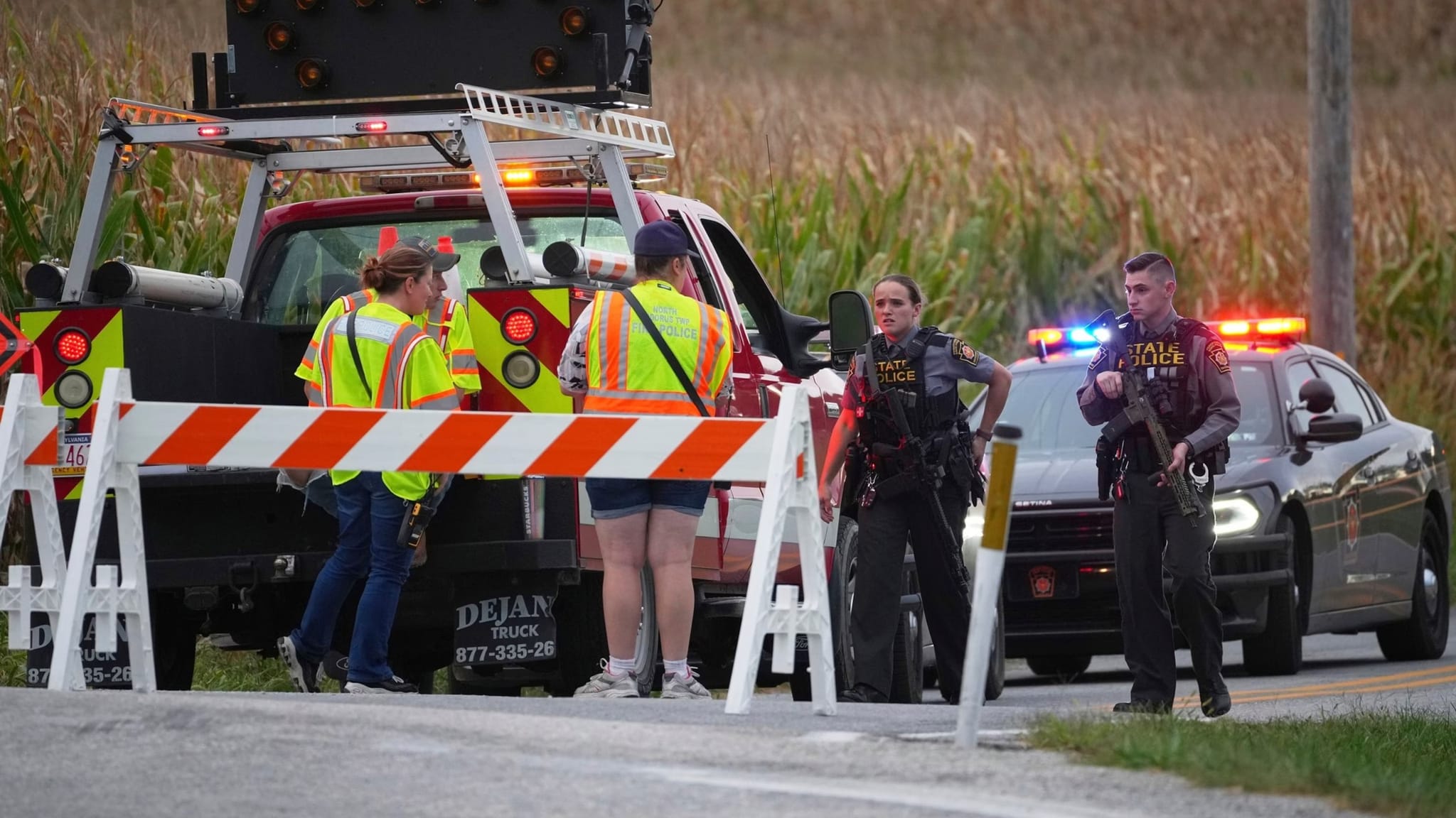 ئەمریکا.. تۆمەتبارێک سێ ئەفسەری پۆلیس دەکوژێت و دوانی دیکەش بریندار دەکات