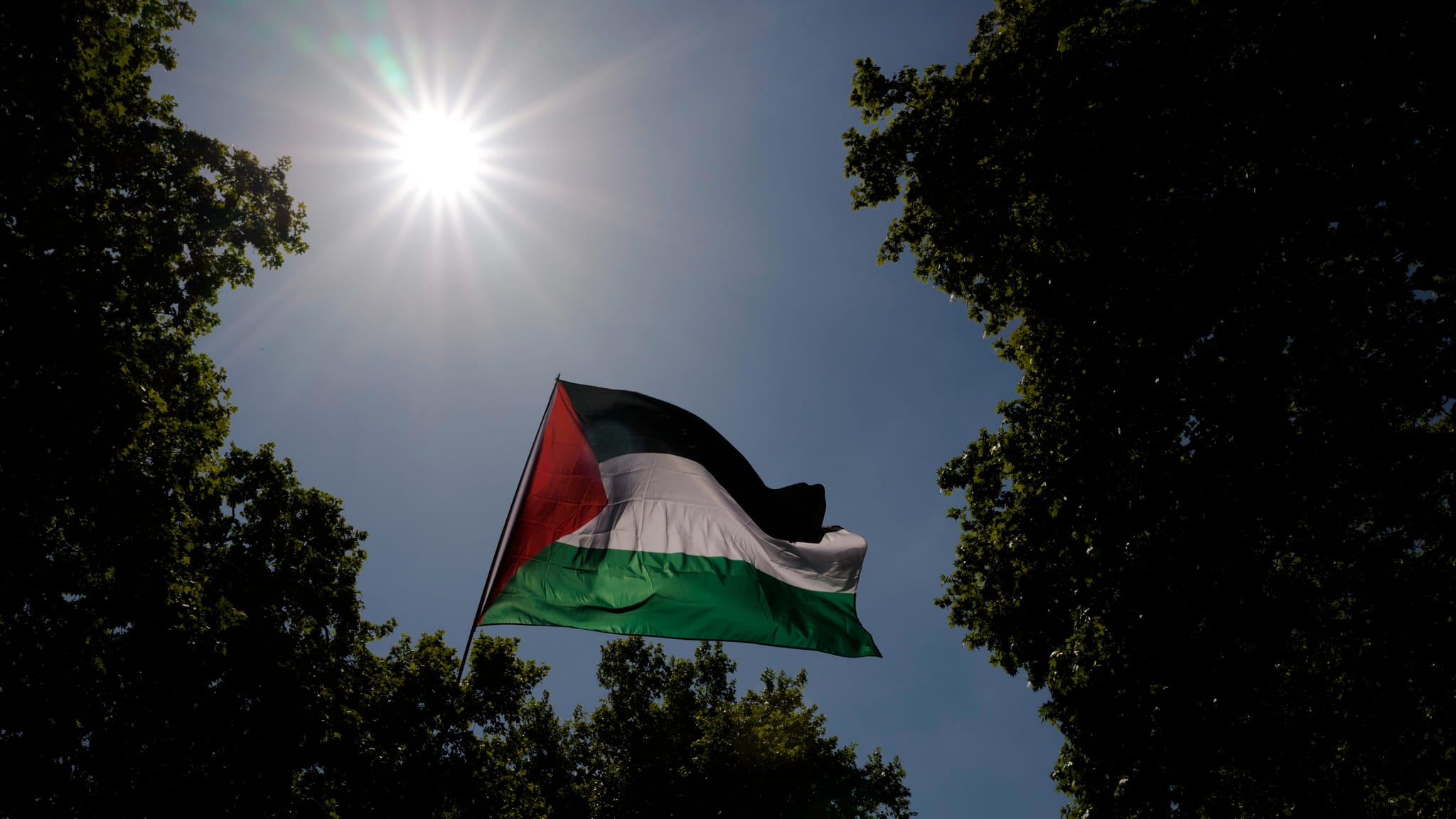 بەریتانیا دان بە سەربەخۆیی فەلەستیندا دەنێت