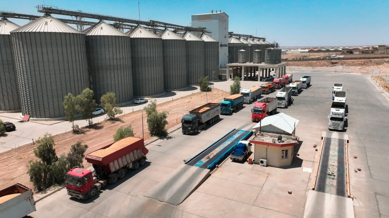 چەکی پارەی گەنمی جووتیاران گەیشت و دەست بە دابەشکردنی دەکرێت