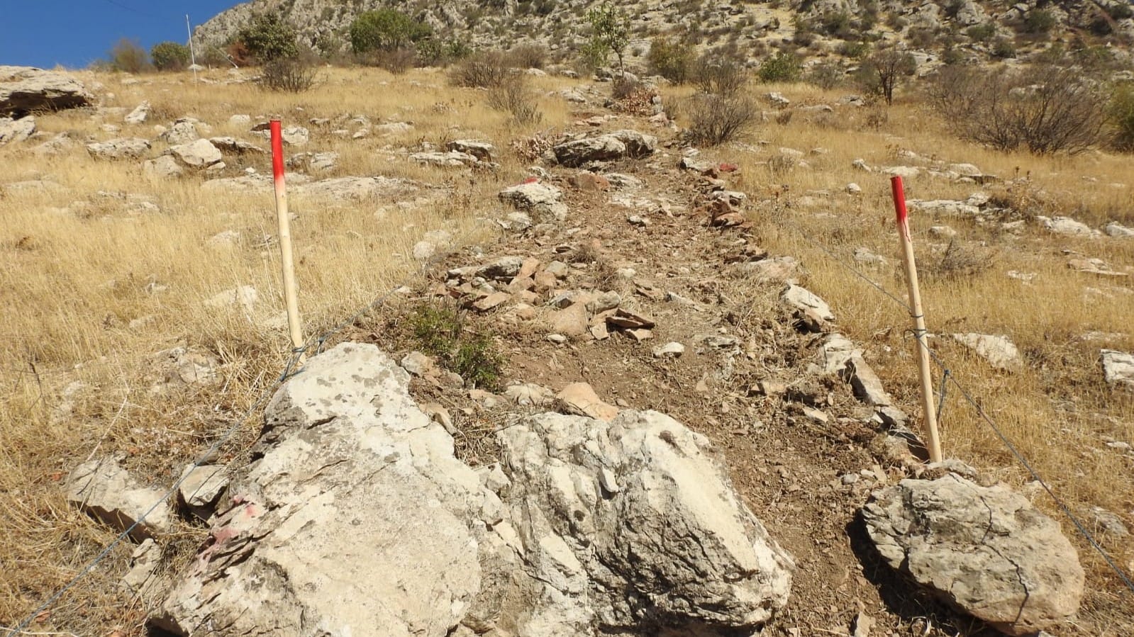 لە ئامێدی ژمارەیەک مین و تەقەمەنی لەناوبران