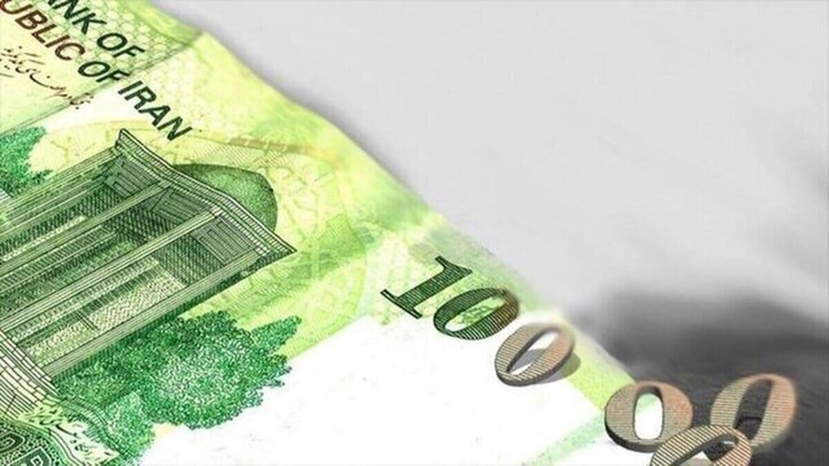 پەرلەمانی ئێران دەنگیدا لەسەر لابردنی چوار سفری سەر دراوی وڵاتەکەی