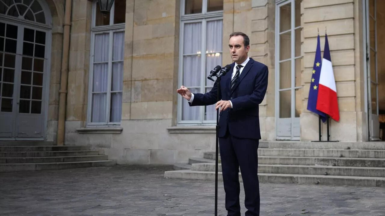 حکومەتی نوێی فەرەنسا پێکهێنرا