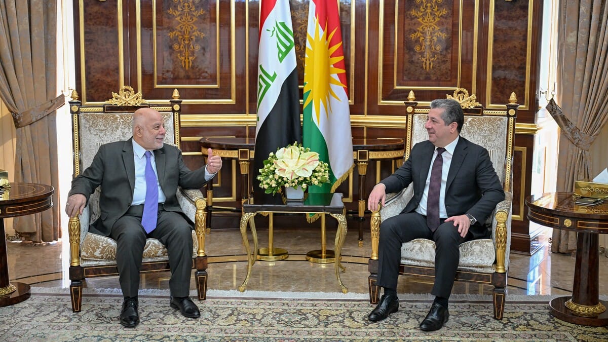 مەسرور بارزانی و حەیدەر عەبادی جەخت لە چارەسەرکردنی کێشەکان لەسەر بنەمای دەستوور دەکەنەوە