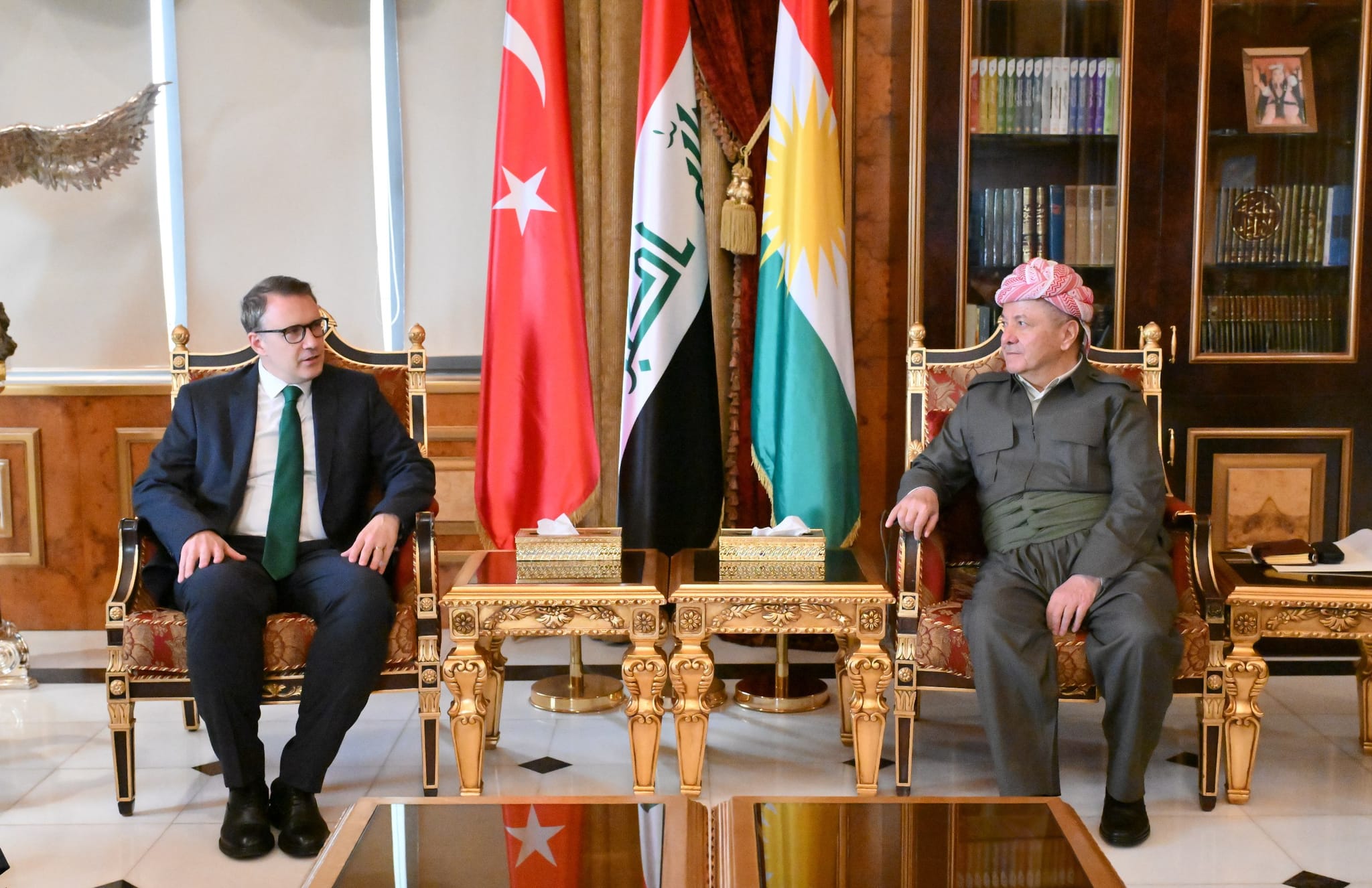 سەرۆك بارزانی و باڵیۆزی تورکیا تاوتوێی پێکهێنانی حکومەت و هەناردەکردنەوەی نەوتی کوردستانیان کرد