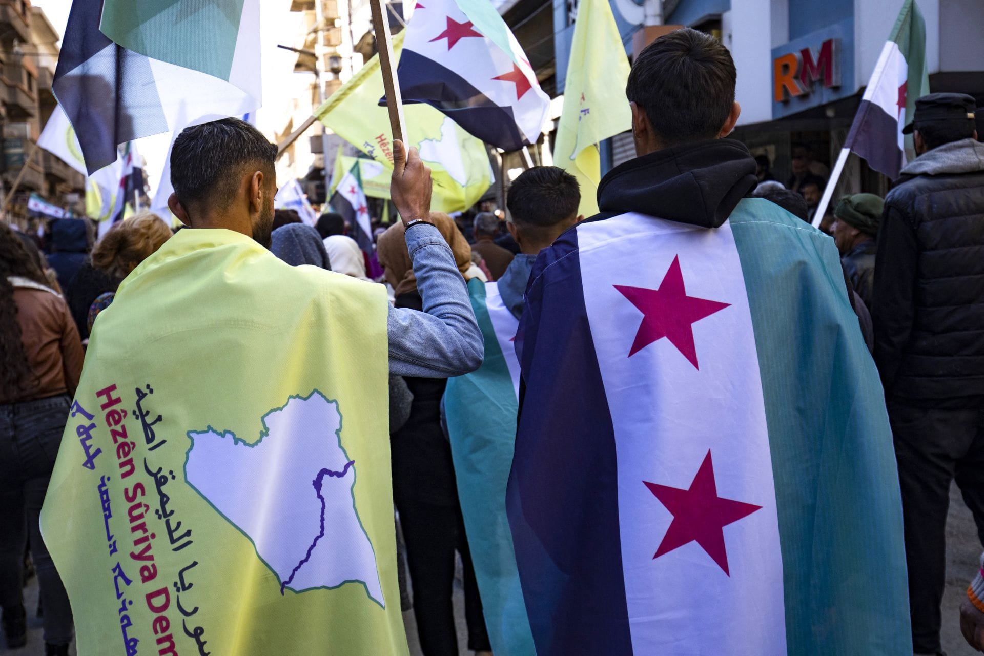 پەیمانگایەکی ئەمریکی: بۆ سووریا باشترە سوود لە ئەزموونی فیدراڵیی عێراق و کورد وەک نموونەیەکی سەرکەوتوو وەربگرێت