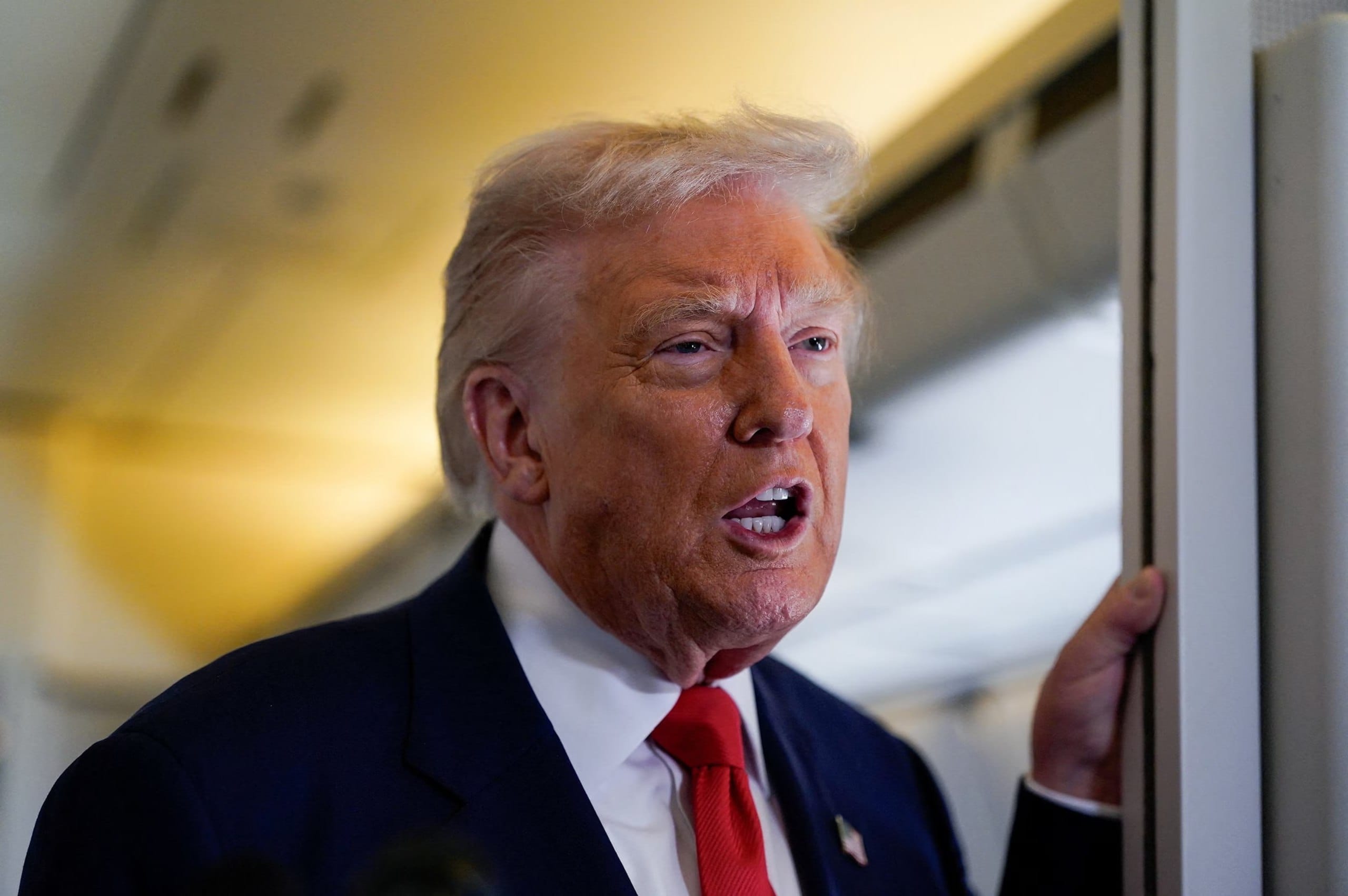 ئەمریکا "بەهۆی خراپ مامەڵەکردن" لەگەڵ جووتیارانی سپیپێست بایکۆتی لووتکەی گرووپی 20 دەکات