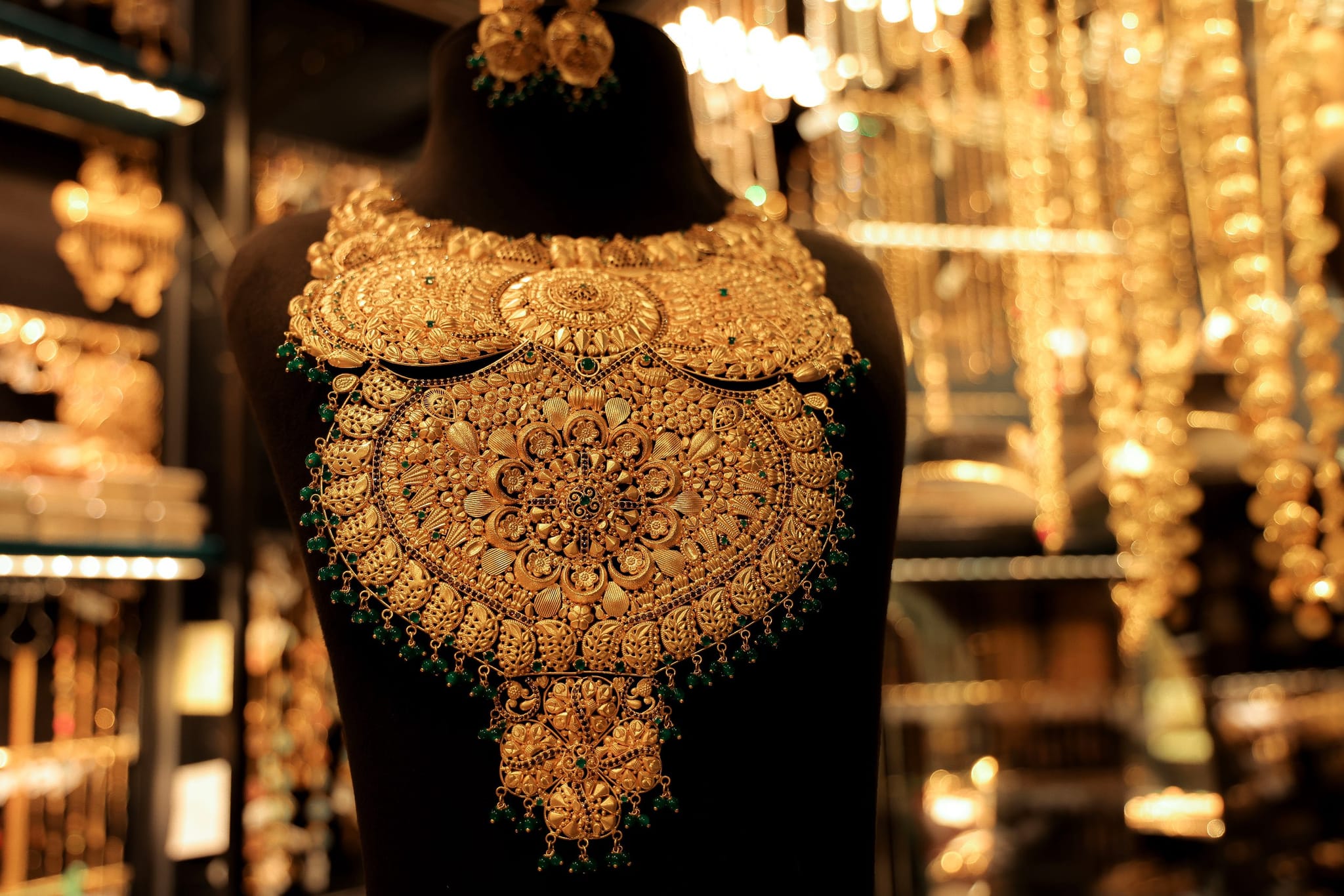 لە دوو ڕۆژدا هەر مسقاڵێک زێر 33 هەزار دینار دابەزیووە