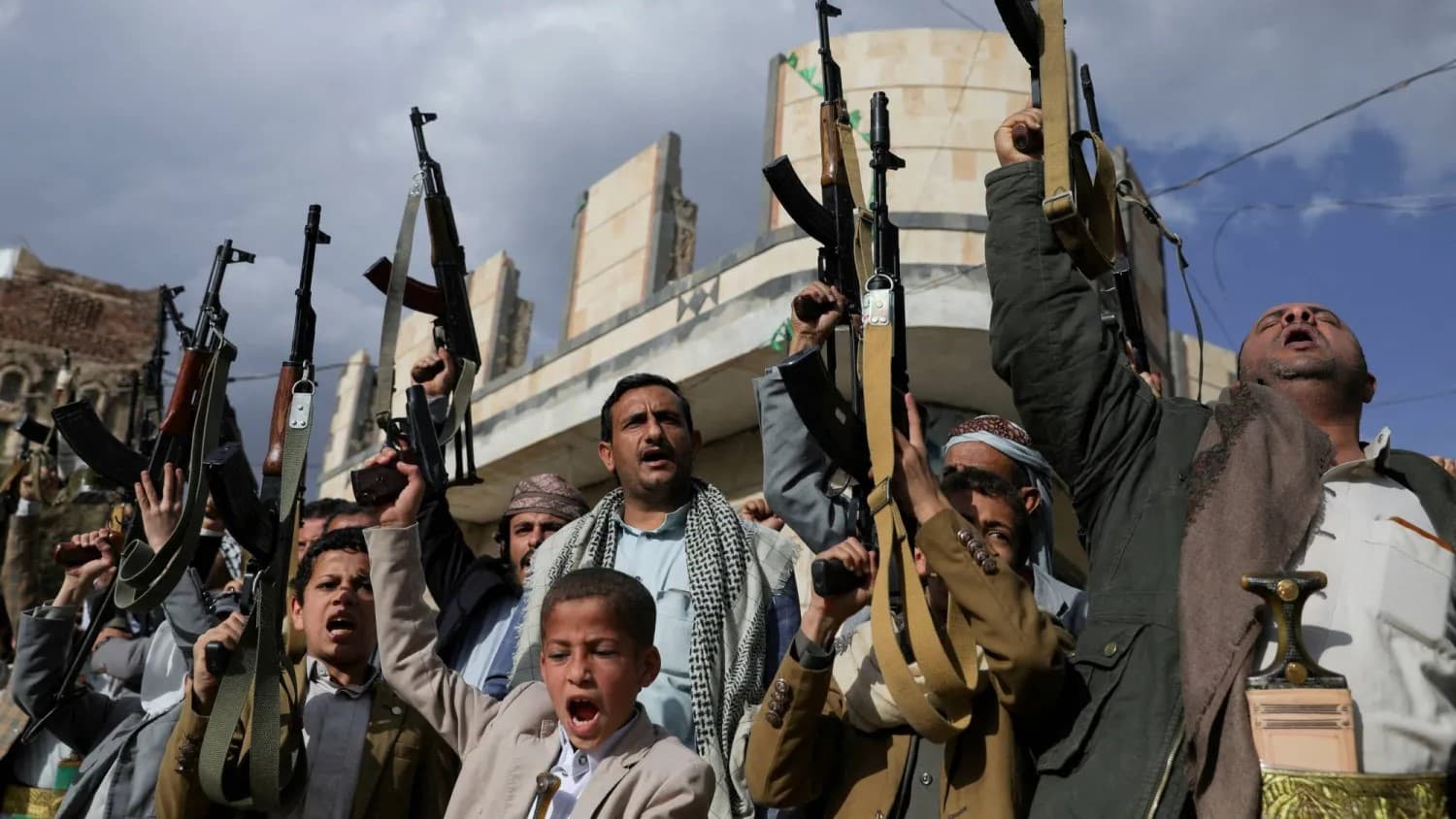 پەیوەندییەکانی عێراق خۆی لە بڕیاری پۆلێنکردنی حیزبوڵڵا و حووسییەکان بێ بەری دەکات