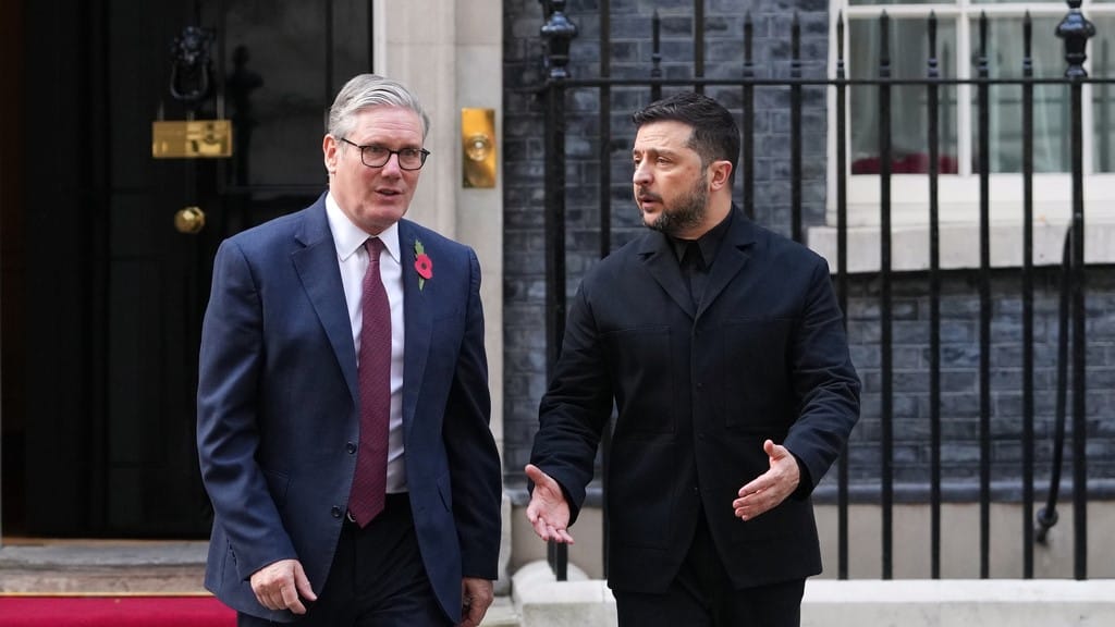 زێلینسکی دەیەوێت پاڵپشتی لەندەن بەدەستبهێنێت