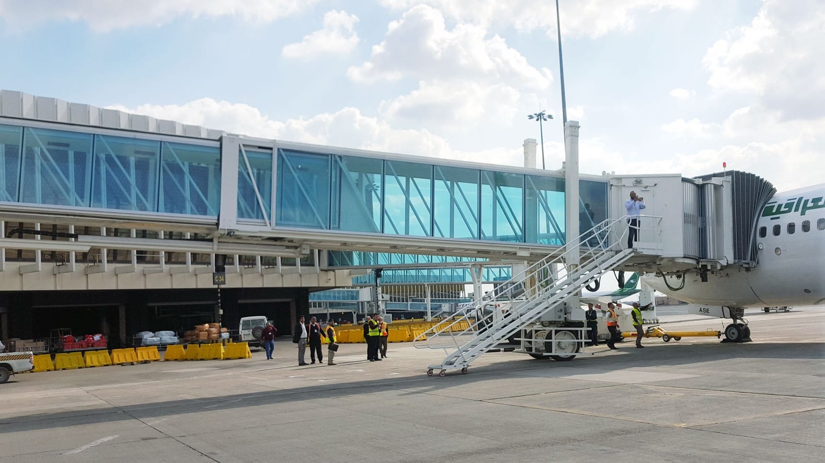 جگە لە فڕۆکەخانەی سلێمانی فڕۆکەخانەکانی عێراق بەڕووی گەشتەکاندا کرانەوە