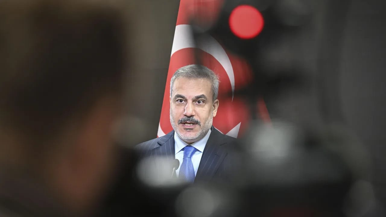 هاکان فیدان: ئاواتەخوازین هەسەدە تێکەڵی ئیدارەی نوێی سووریا ببێت