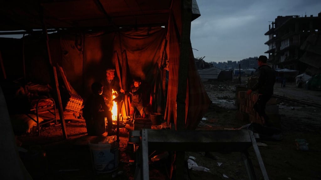 لە 24 کاتژمێری ڕابردوودا 11 کەس لە غەززە بەهۆی سەرماوە گیانیان لەدەست دا