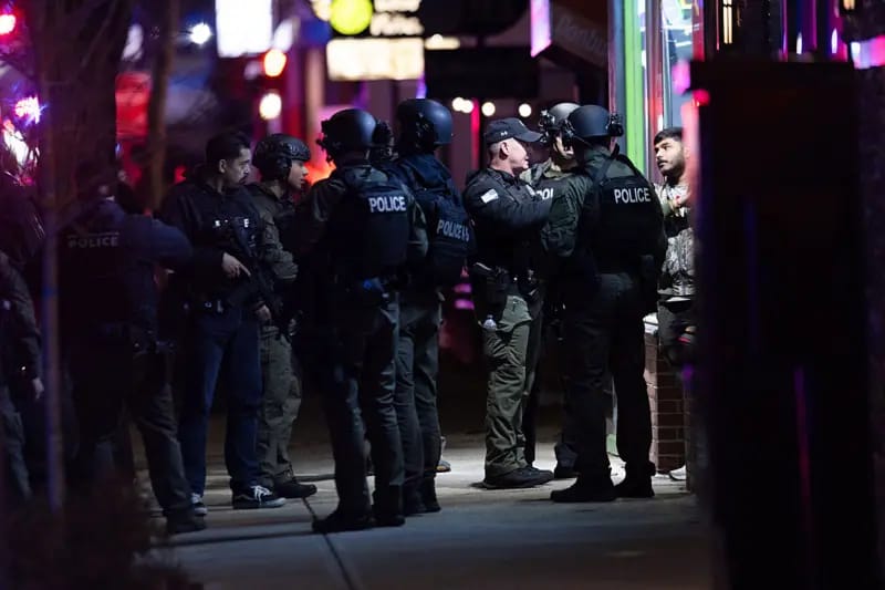 لە زانکۆیەکی ئەمریکا تەقە دەکرێت