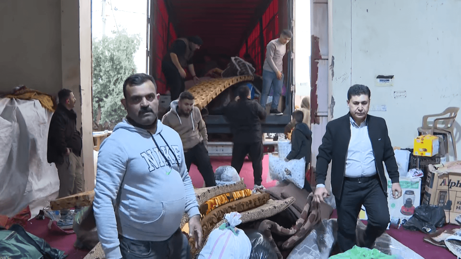 لە دهۆک، زاخۆ و ئاکرێ 10 بارهەڵگر هاوکاریی ئاڤا ڕەوانەی چەمچەماڵ دەکرێن