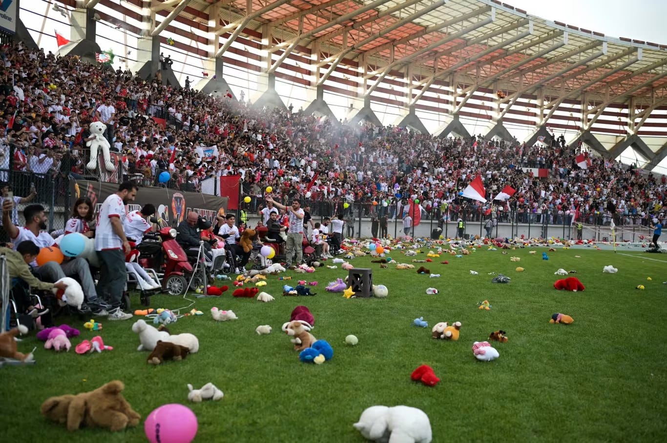 پۆلیسی زاخۆ داوایەک لە هاندەرانی یانەی زاخۆ دەکات