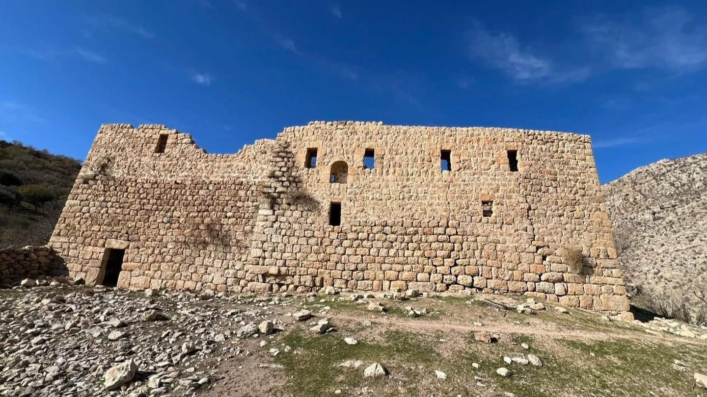 چوار شوێنەواری دەڤەری ئاكرێ نۆژەن دەكرێنەوە