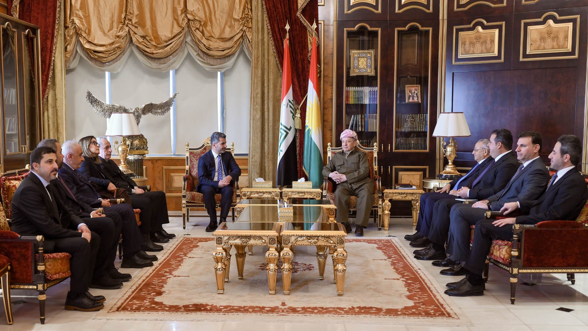 سەرۆک بارزانی پێشوازی لە شاندێکی یانەی وەرزشی "ئامەد سپۆر" کرد