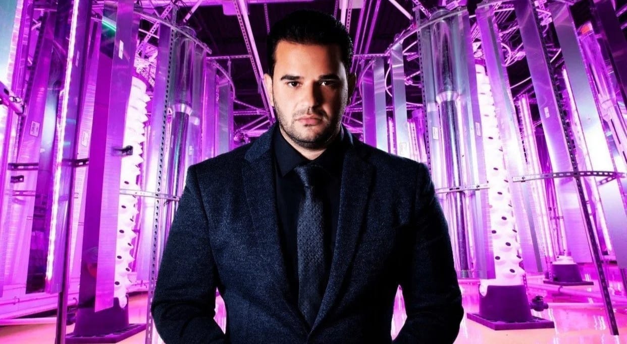 ئەلمۆنیتەر: ساڤایا لە پۆستەکەی ماوە