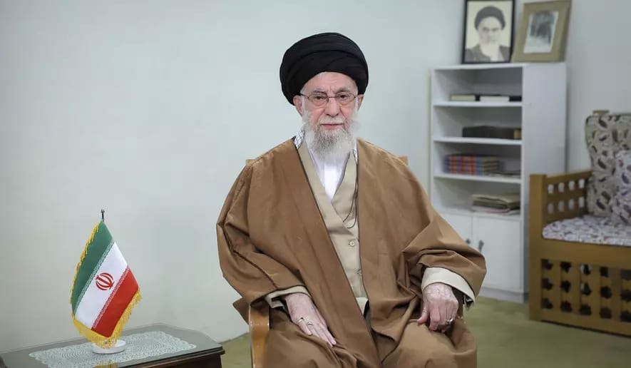 نامەیەکی خامنەیی بۆ پووتین ئاشکرا دەکرێت