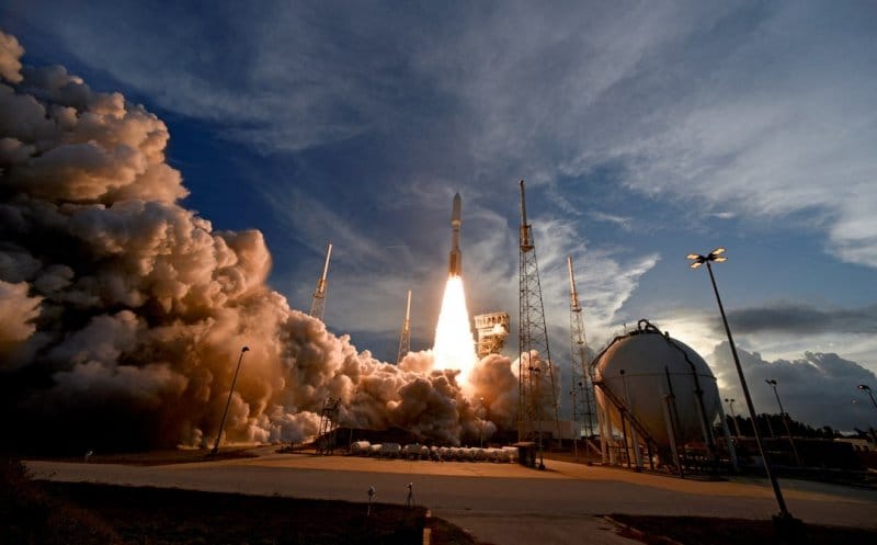 کێبڕکێی مەسک و بێزۆس؛ جەنگی داگیرکردنی مانگ