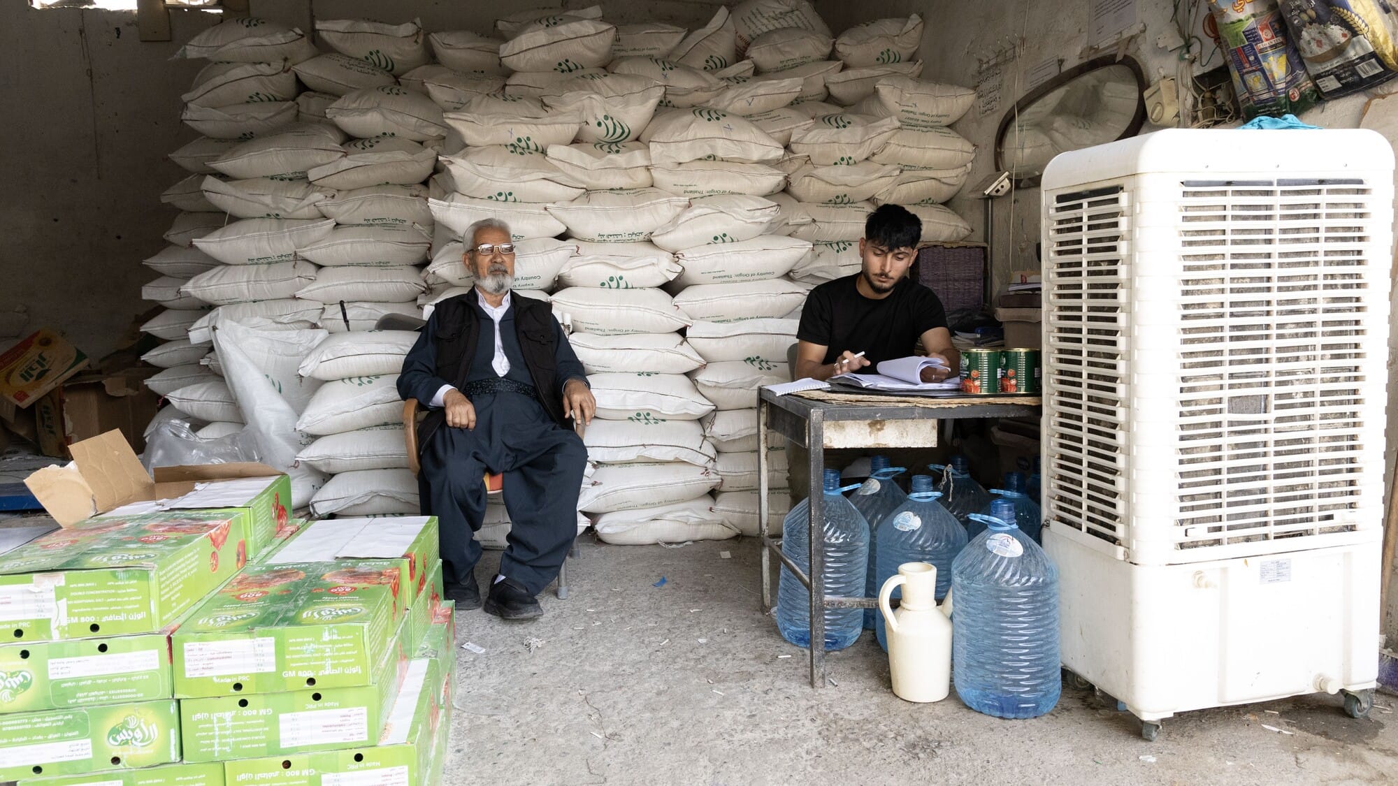 دەست بە دابەشکردنی بەشەخۆراکی مانگی یەک دەکرێت و پارەی زیاتر لە هاووڵاتییان وەردەگیرێت