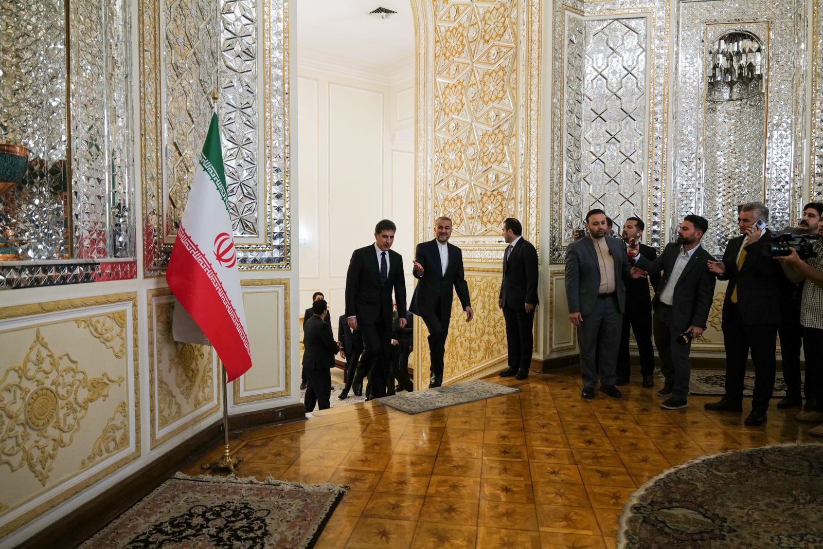 نێچیرڤان بارزانی و عهبدوڵڵاهيان جەخت لە بەهێزی پەیوەندی سیاسی و ئابووری دەکەنەوە