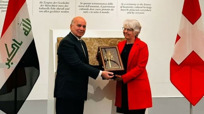 چهند پارچە شوێنەوارێكی سەردەمی ئاشوریەکان گەڕێنرایهوه بۆ عێراق