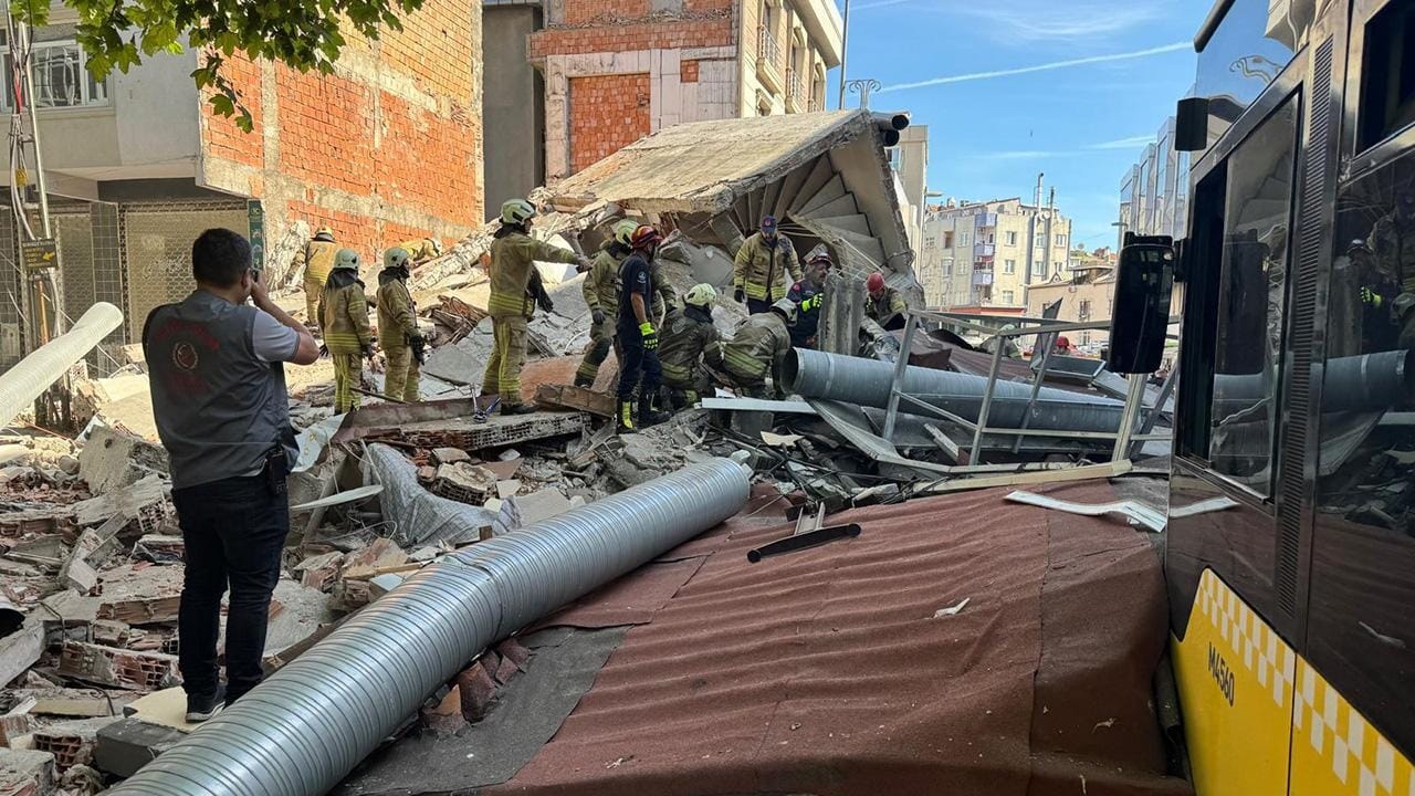 وێنەی باڵەخانە ڕووخاوەکە- TRT